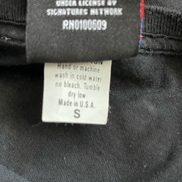 Vintage Motley Crue T-shirt SO SOFT - Picture 3 of 5